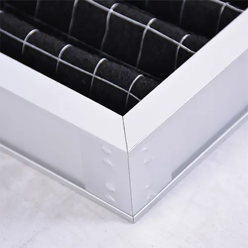 Frame details of activated carbon pleat panel filter